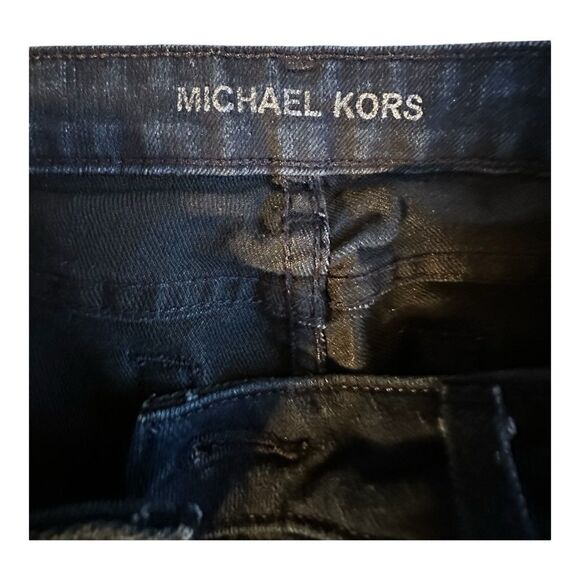 Michael Kors Women's Jean Size 4.  Dark blue rinse. Pocket detail. Like new - Picture 7 of 8